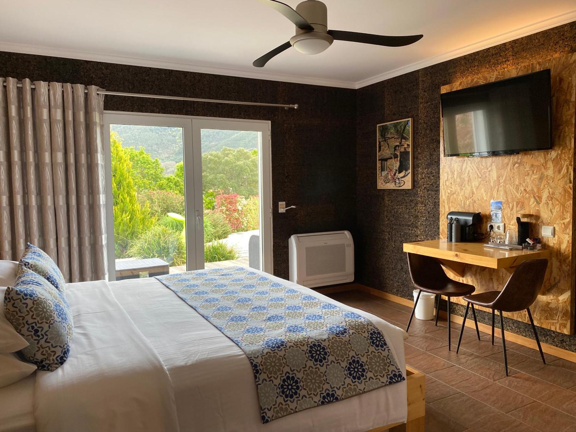 Casa Carvalhal - Adults Only Bed & Breakfast Gois Bagian luar foto